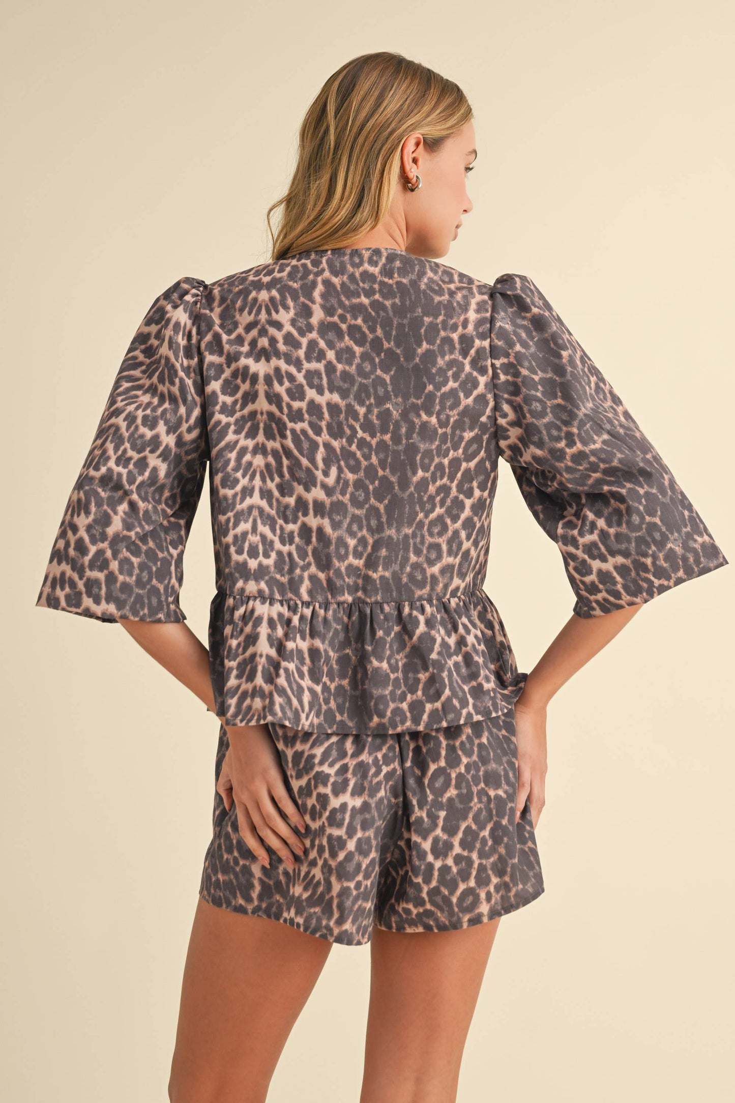 The Lioness Set