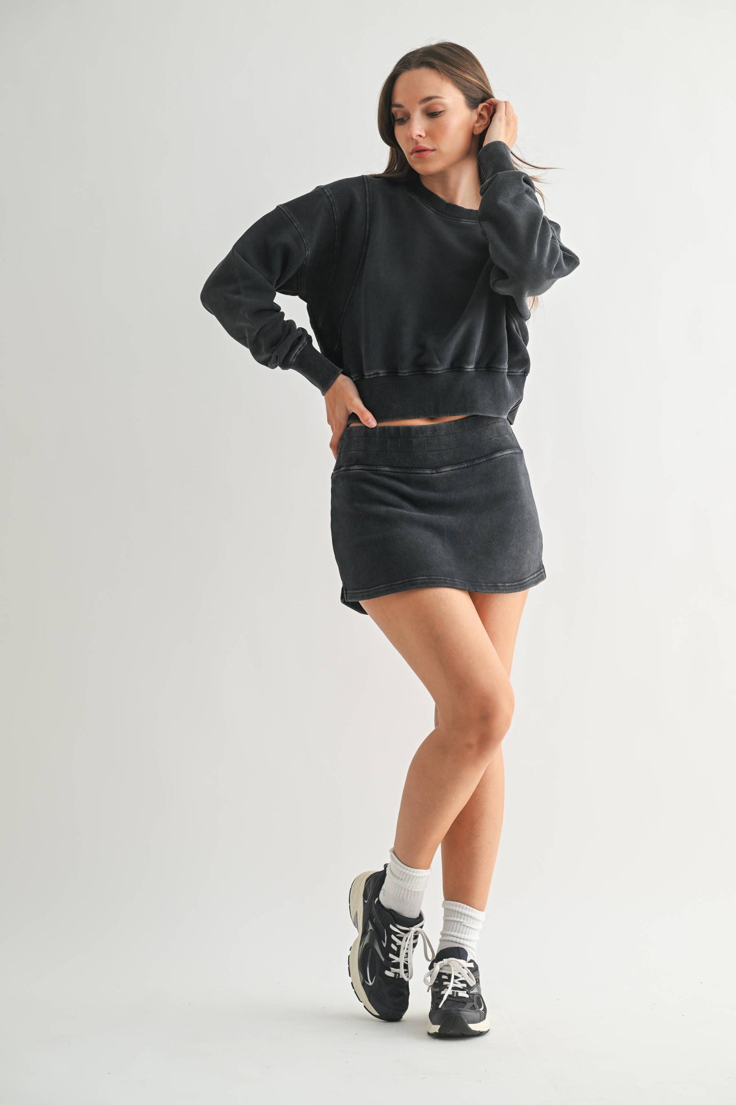 Mineral Wash Luxe Cropped Sweatshirt