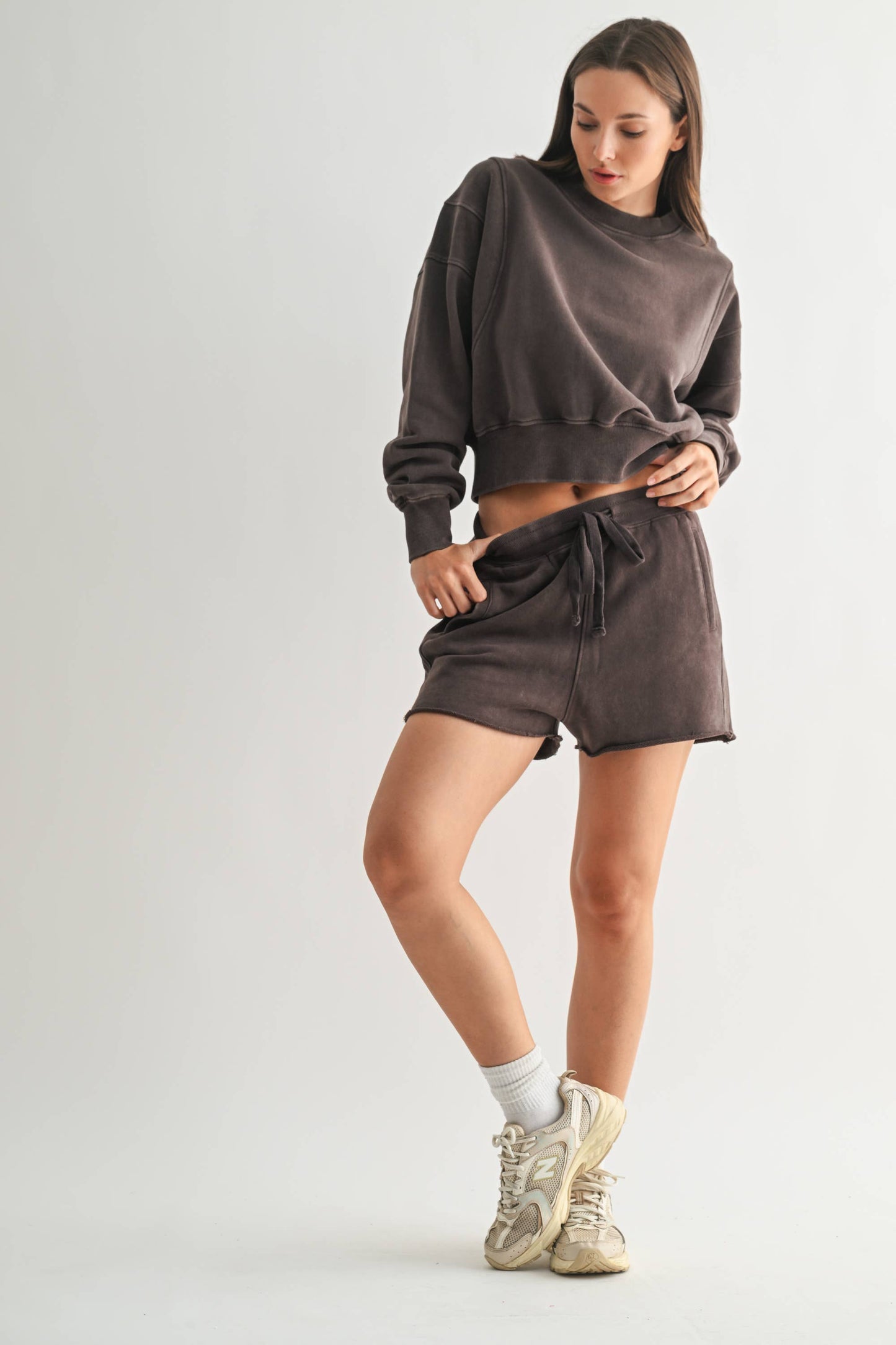 Mineral Wash Luxe Cropped Sweatshirt