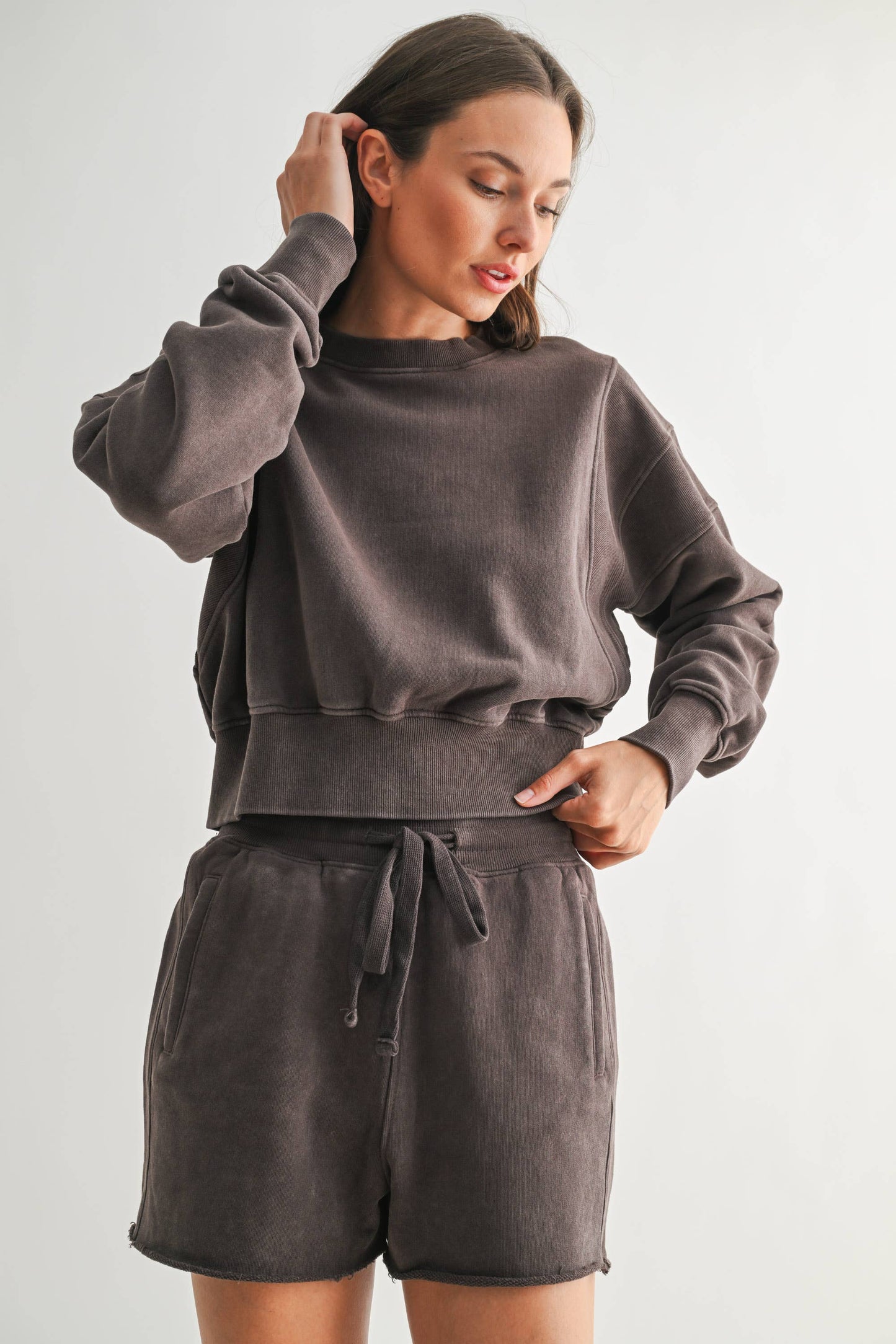 Mineral Wash Luxe Cropped Sweatshirt