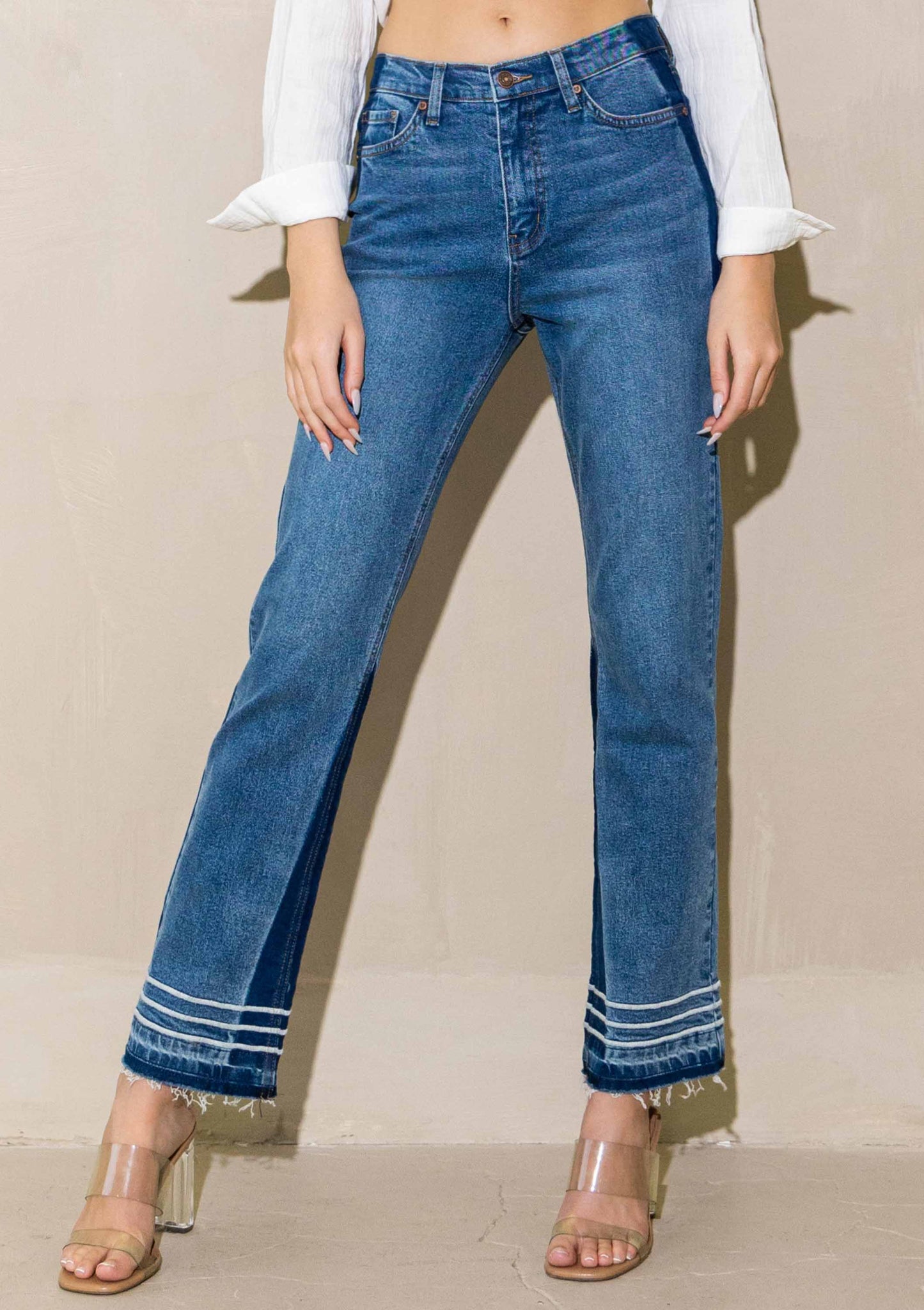 Ana Straight Jeans